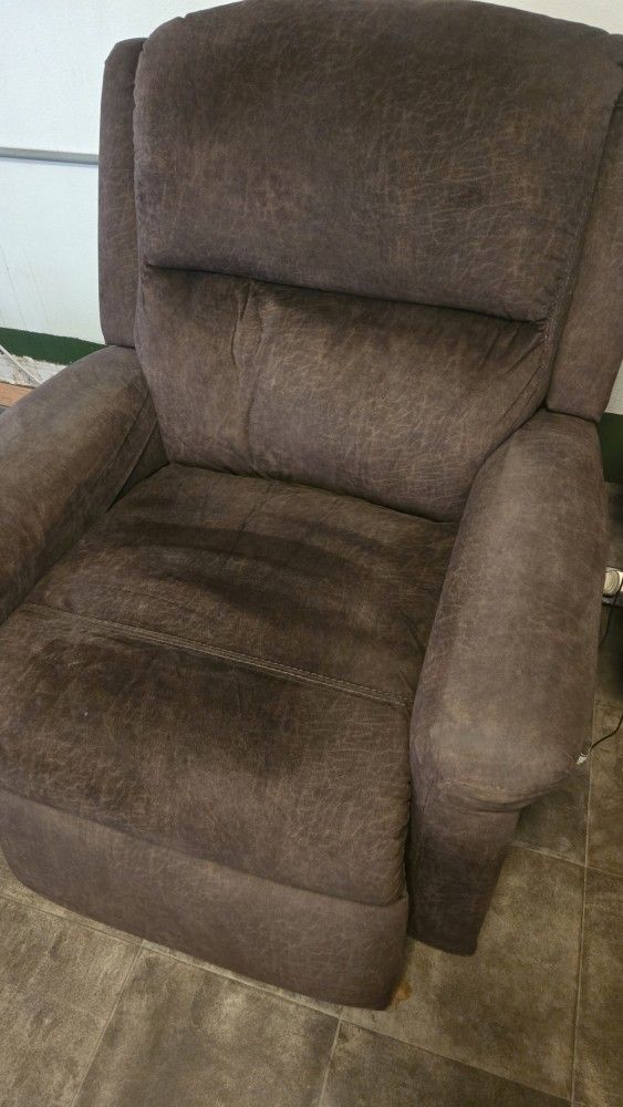Final Week - Wide Power Lift Recliner