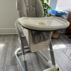 Graco 6 In 1 High chair! 