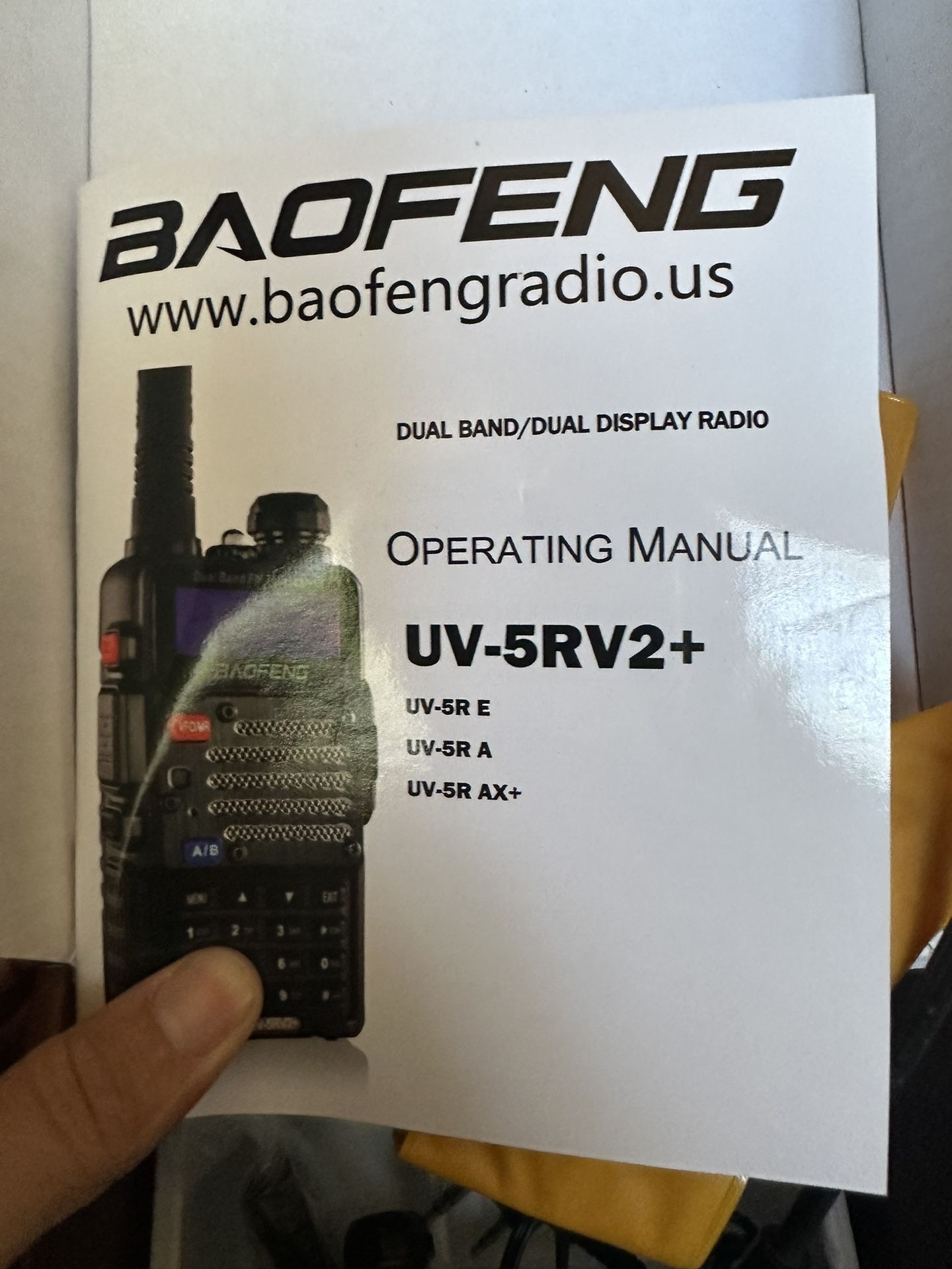 Baofeng UV-5R V2 + handheld transceiver