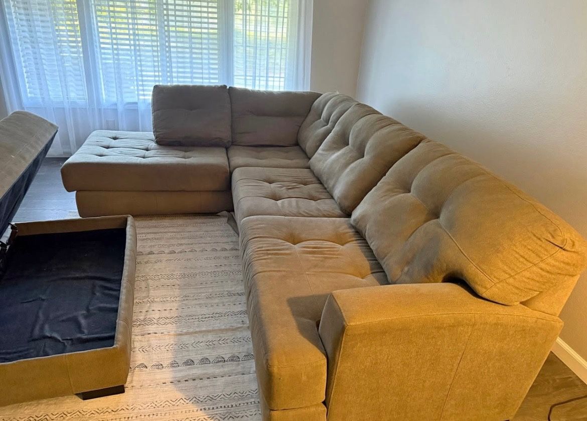 Sectional Couch