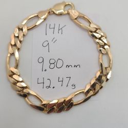 14k Gold Figaro Bracelet