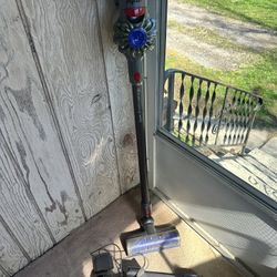 🔴LOCAL PICKUP ONLY🔴 Dyson Cordless Vacuum 