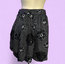 Black and white sequins skirt