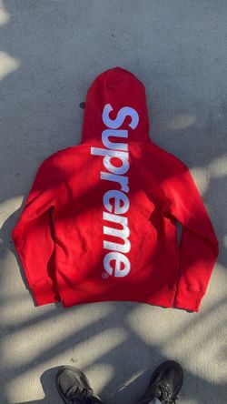 Supreme Sweater