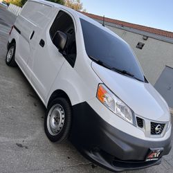 2019 Nissan NV