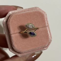 14k Yellow Gold Marquise Purple Ring