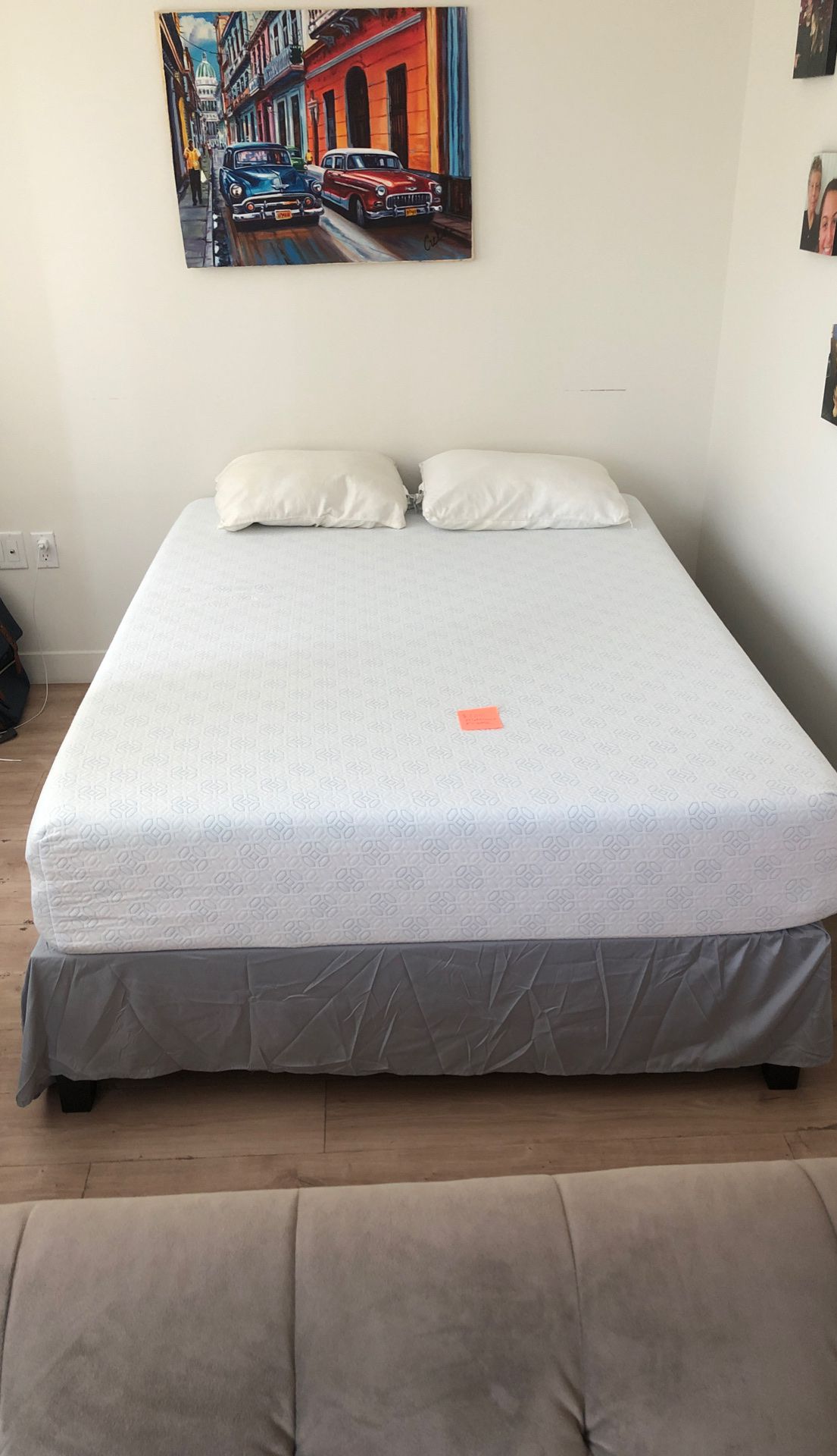 Zinus 10” Full Mattress + Bed Frame