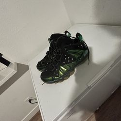 Used No Box 9.5 Nike