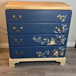 Hand Painted Beautiful Decor Wood Dresser  Beautiful hand painted drawer with 4 large drawers with painted flowers