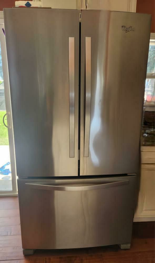 Whirlpool Refrigerator 