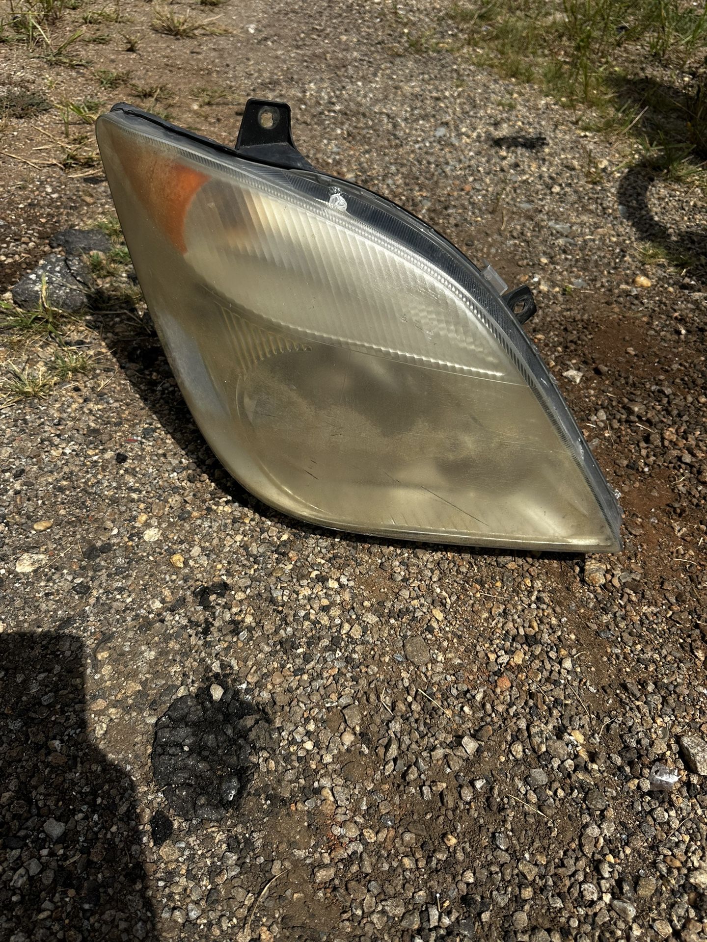 Headlight dodge sprinter