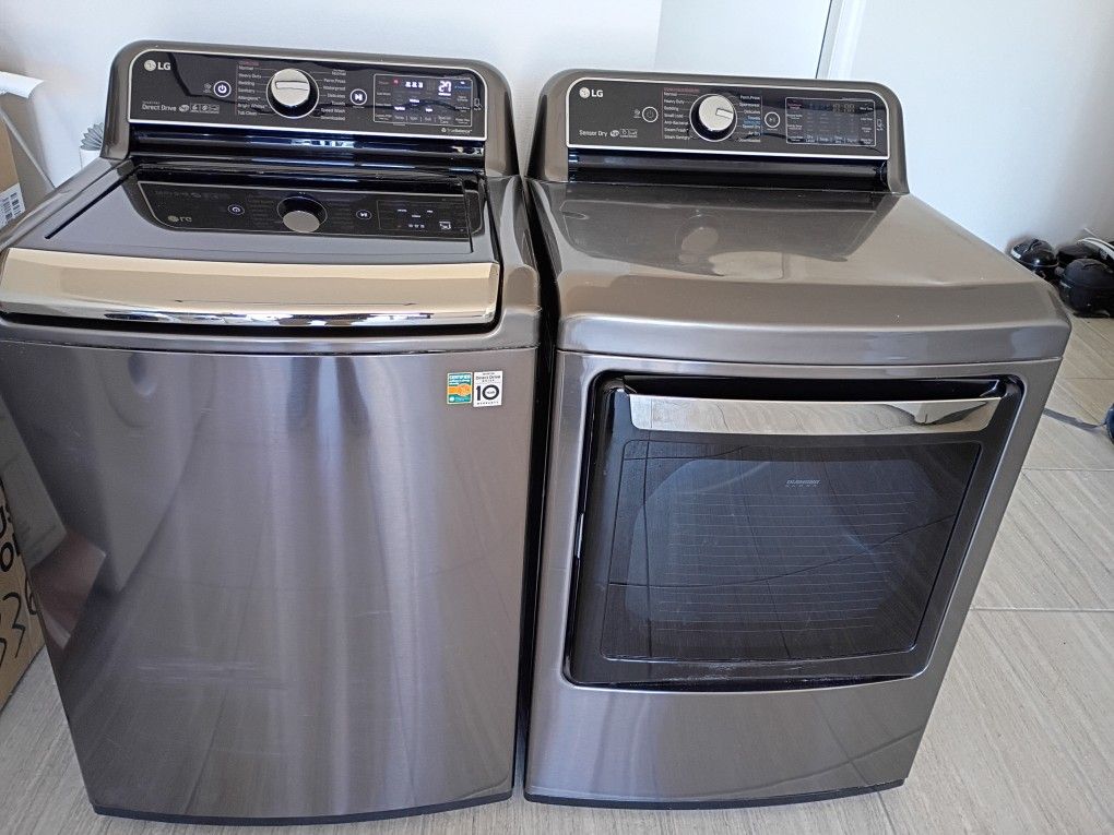 LG Washer And Dryer Set 