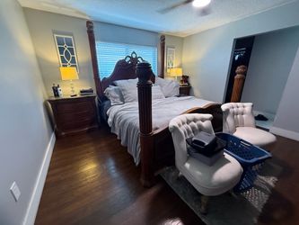 Aico king bedroom set