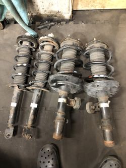 Honda Accord  4 Struts  