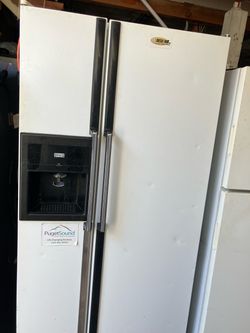 Refrigerator(DELIVERY AVAILABLE)