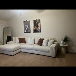 Ashely’s furniture - Modular sectional sofa in Ivory