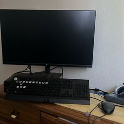 Monitor keyboard mouth