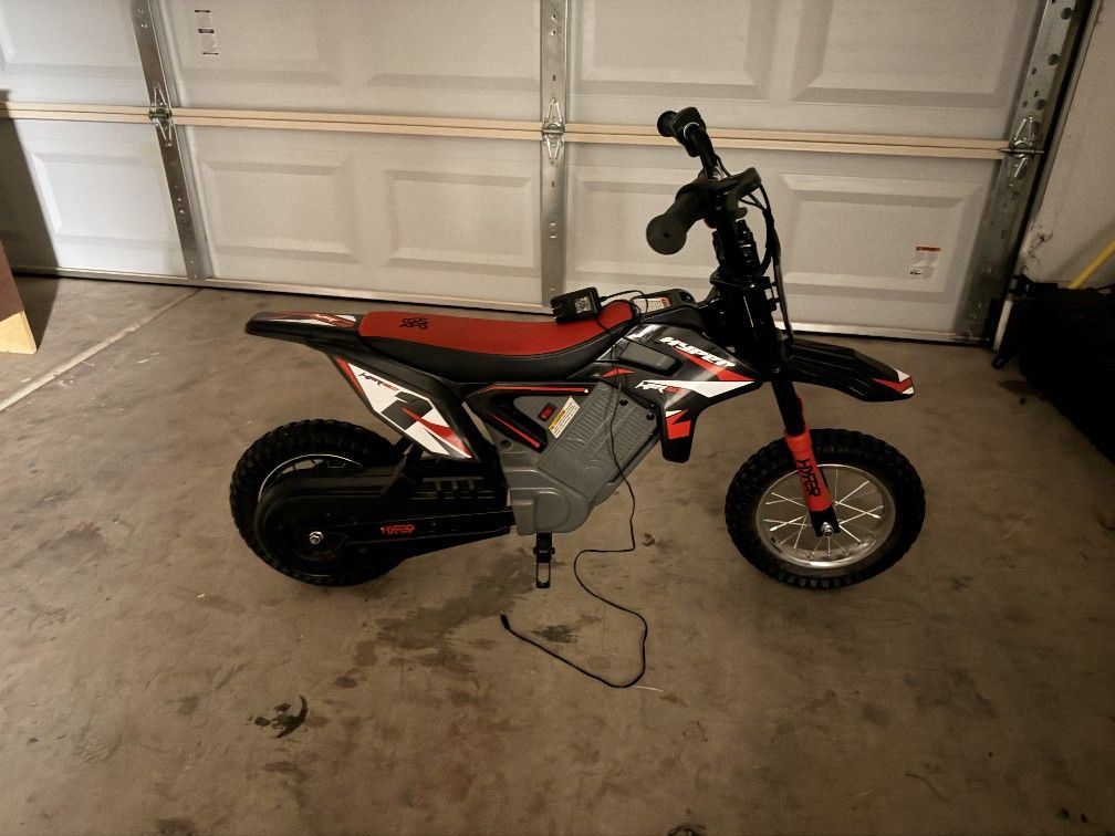HYPER- Electric dirt Bike Plus Helmet