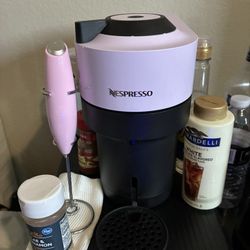 Nespresso Pop+ machine In lilac (NEW, Unopened Box)