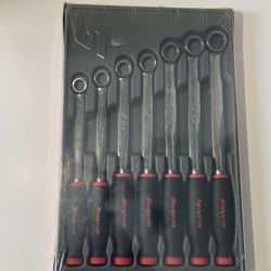 7 pc 12-Point Metric Flank Drive® Soft Grip Box Wrench Set (16-24 mm) (Red)