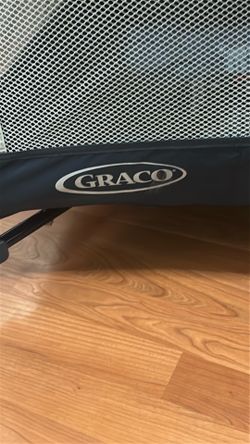GRACO  Play Pen & Sleep Mode