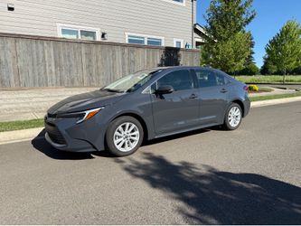 2025 Toyota corolla xle hybrid