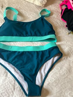 Bathing suit