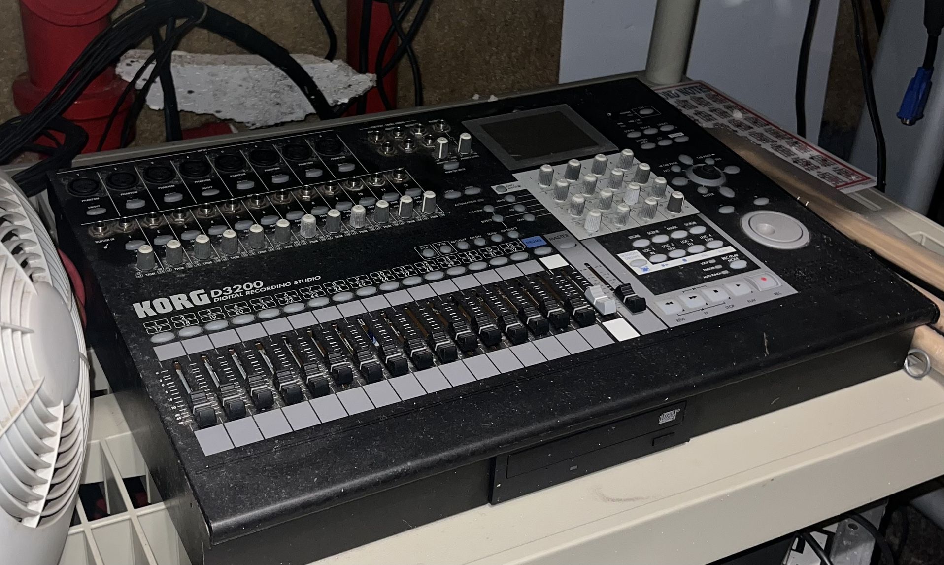 Used Korg D3200 32-Track Recording Studio