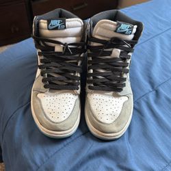 Jordan 1 Retro High “University Blue”
