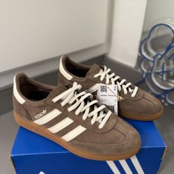 Adidas Spezial WMNS Size 7.5