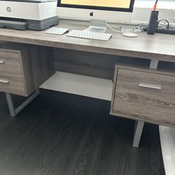 Desk With 3 Drawers 