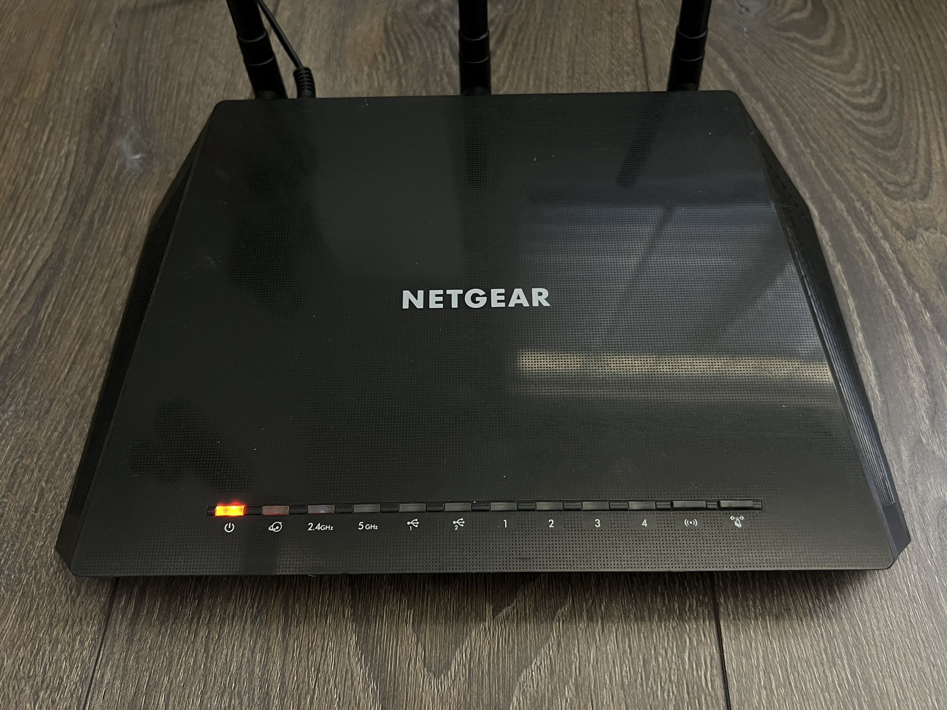 Netgear AC1750 Model 6400 WiFi Router