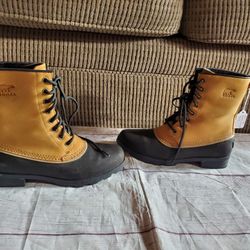 Sorel Boots Womens Size 8