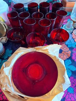 Vintage items & sets of glass ware