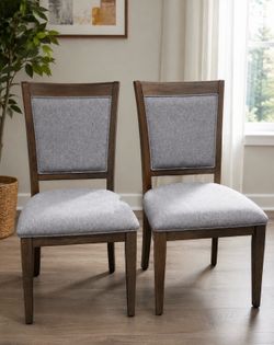 Brand new chairs 50$!!!! Both