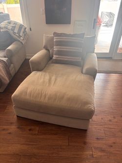 Chaise over sized