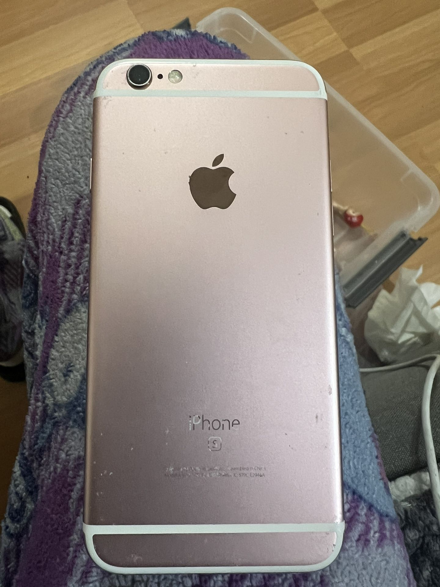 I Phone s