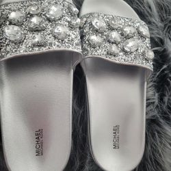 Michael Kors Silver Slides Size 10 Never Worn