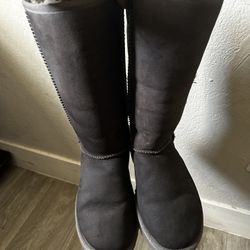 Uggs Gray Size 7woman 