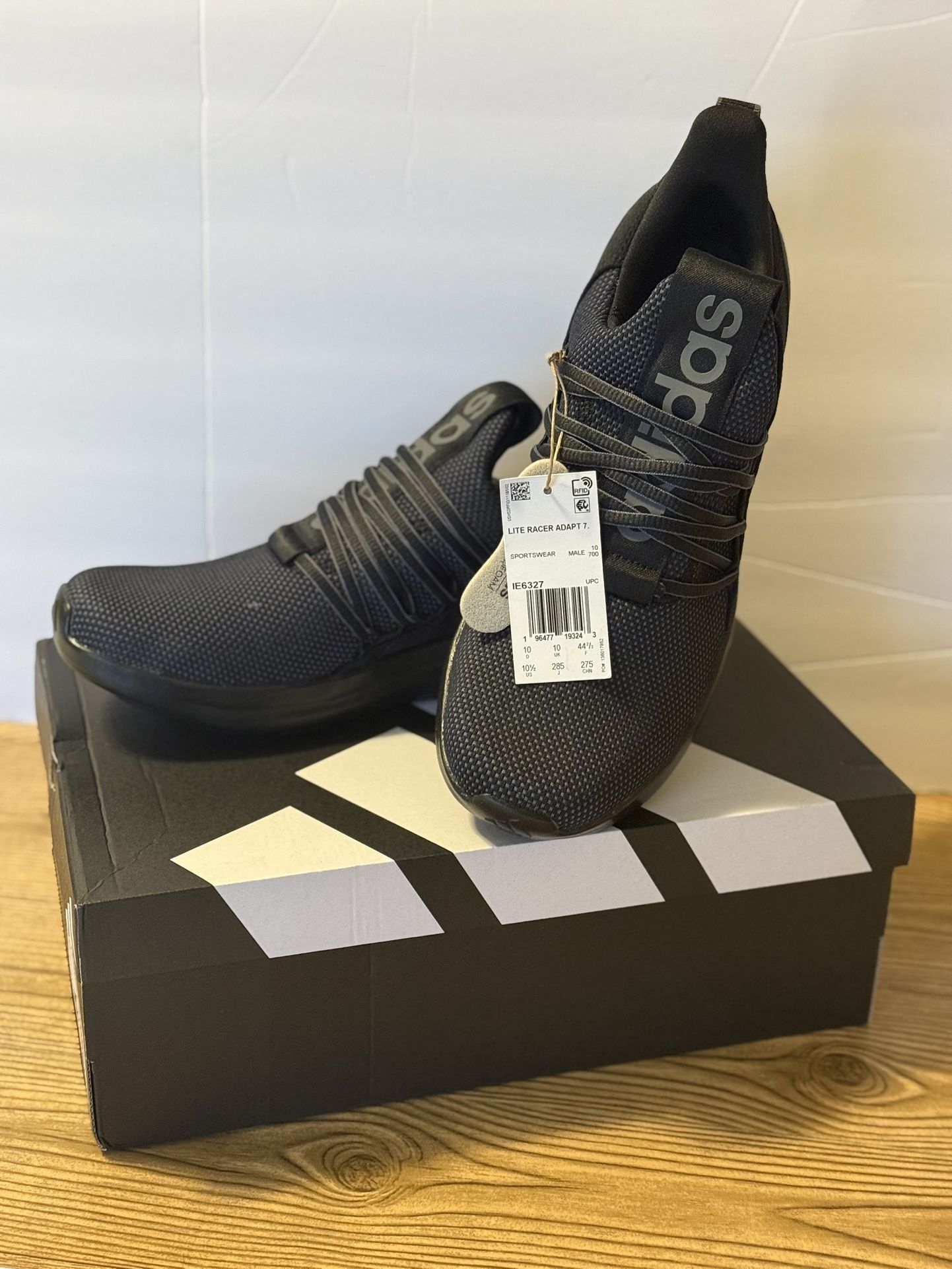 Adidas Lite Racer (Men’s Size 10.5)