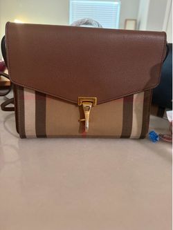 Burberry usada buen estado
