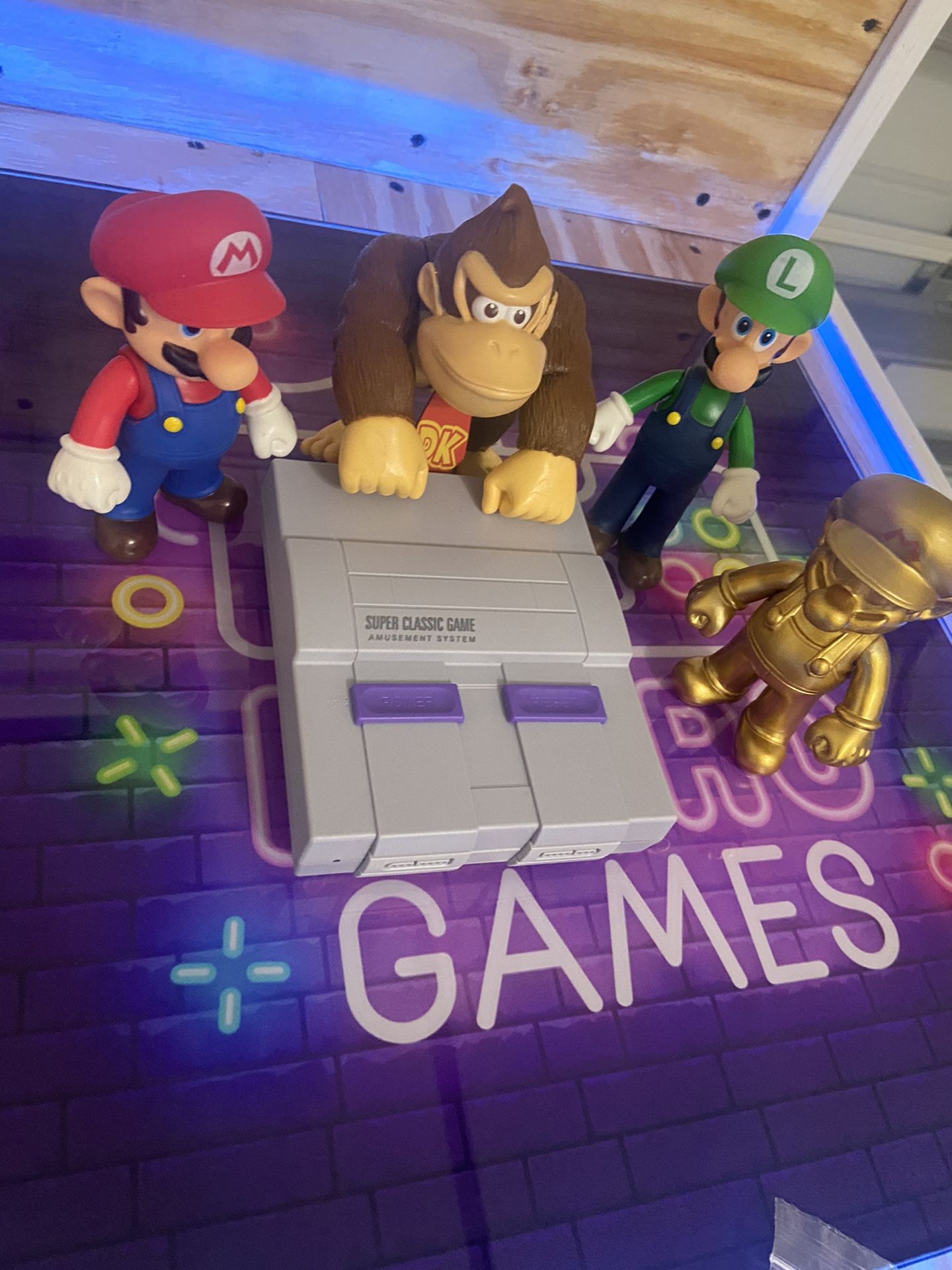 Súper Mini Nintendo built in 821 games HD retro games Classic Games Arcade games arcade game 👾 + “ *ONE FIGURE*”