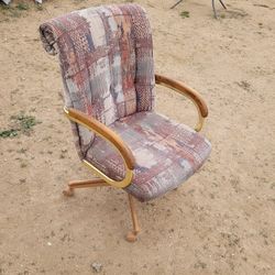 Antic Wood Chair