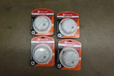 First Alert Hardwired Ionization Smoke Detector with Battery Backup