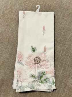 Floral Kitchen Towels Set of 2 with Beaded Detail