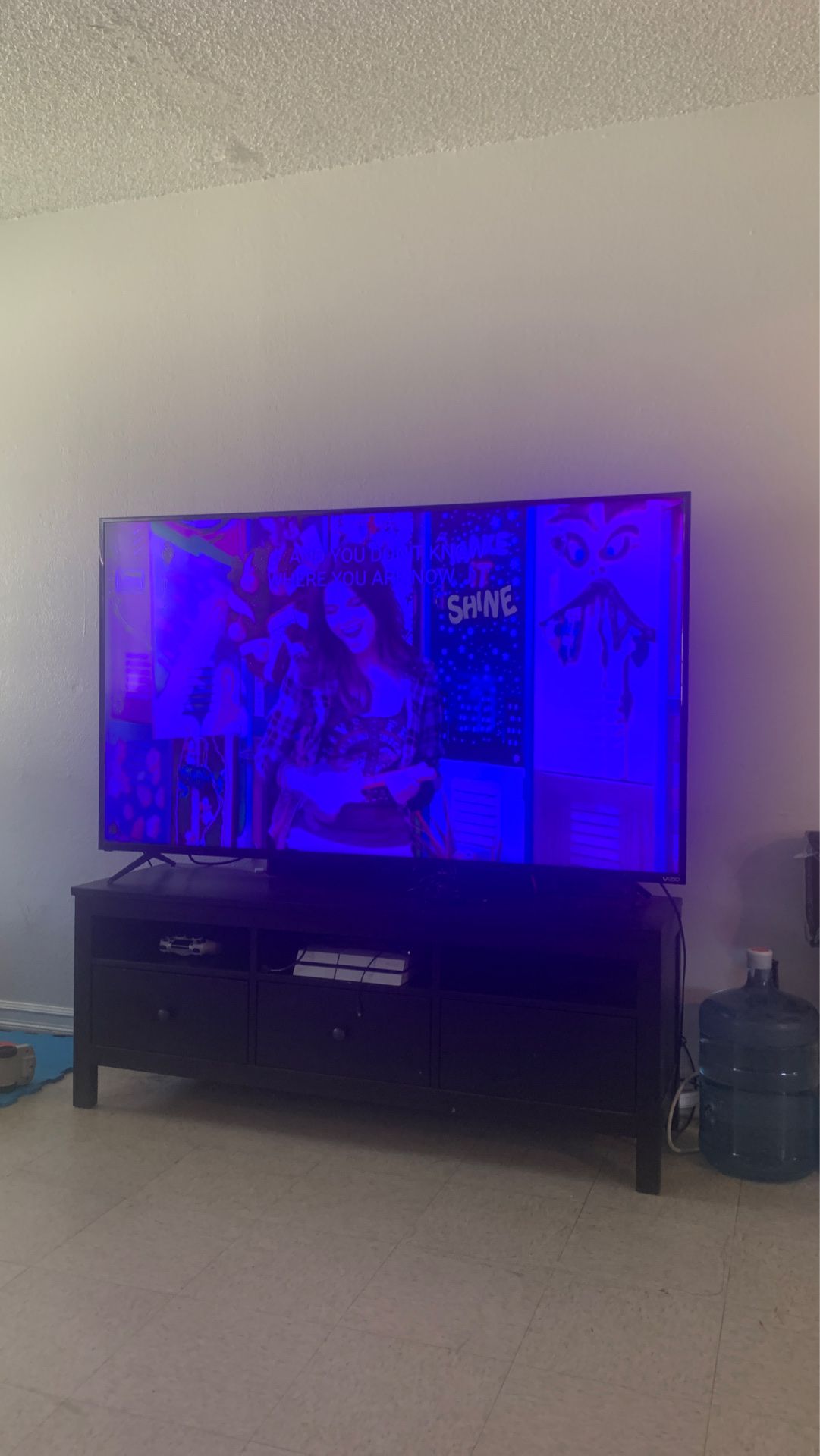 Vizio 70 inch tv