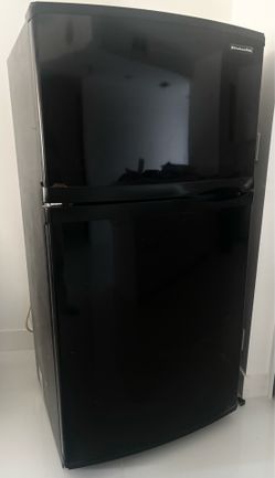 Black KichenAid Refrigerator