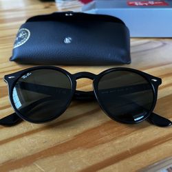 Ray Ban RB2180 Sunglasses - New In box!