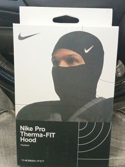 Black Nike pro therma