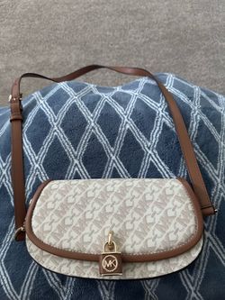 Small Michael Kors Crossbody Bag